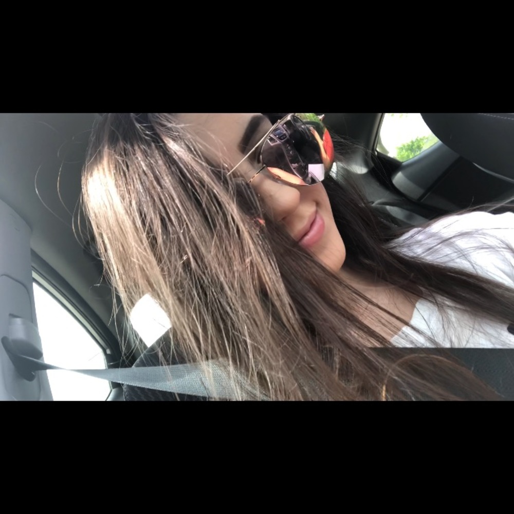 Meet your Posher, Sarah